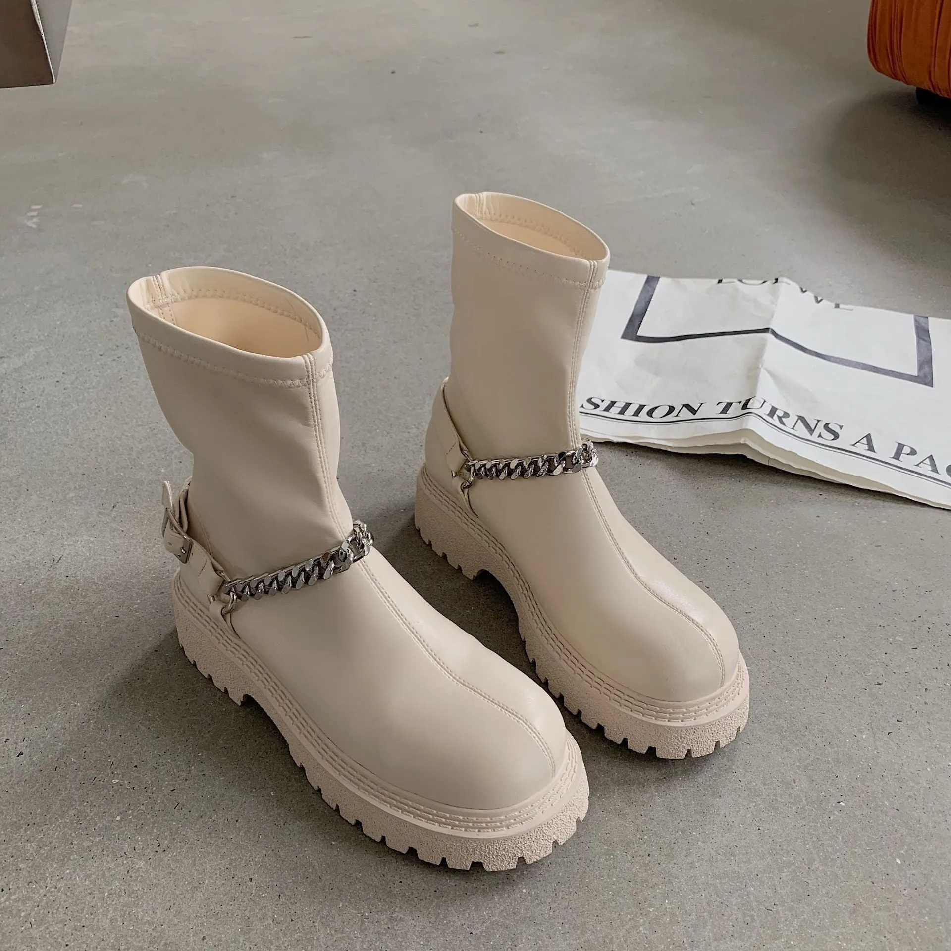 LDM Black Short Boots Martin Boots Female 2021 New Short Tube Boots Thick Bottom Chain Boots