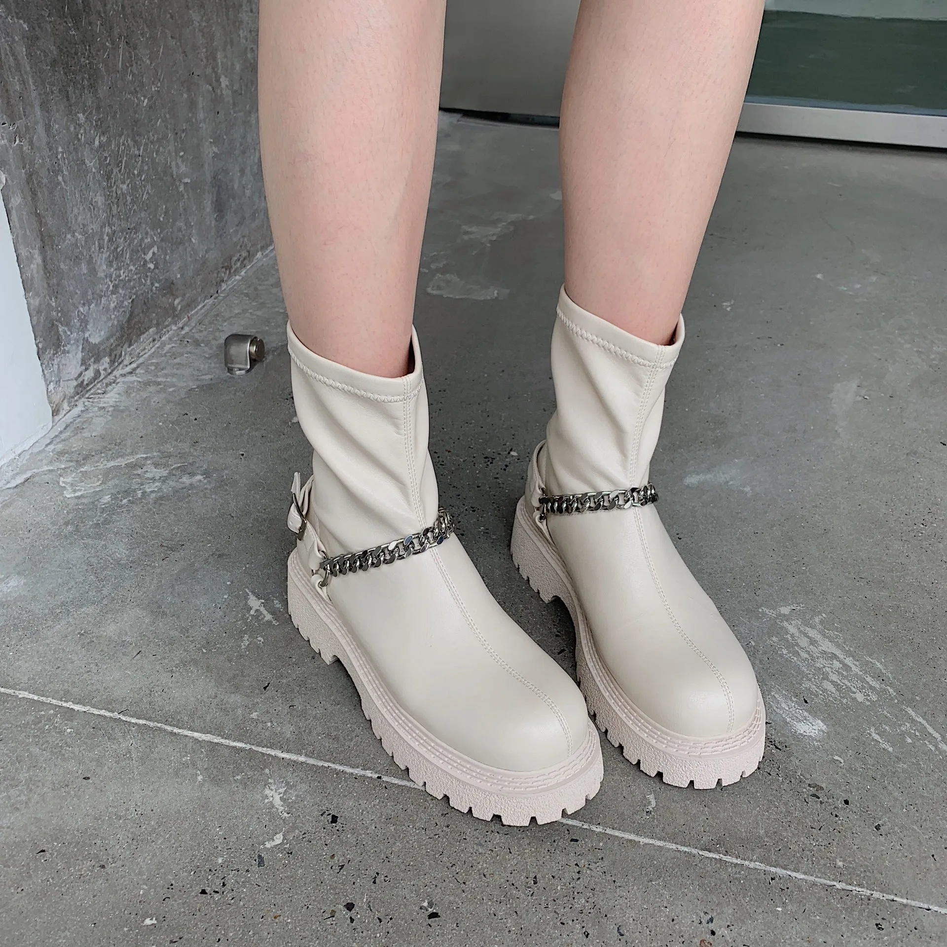 LDM Black Short Boots Martin Boots Female 2021 New Short Tube Boots Thick Bottom Chain Boots
