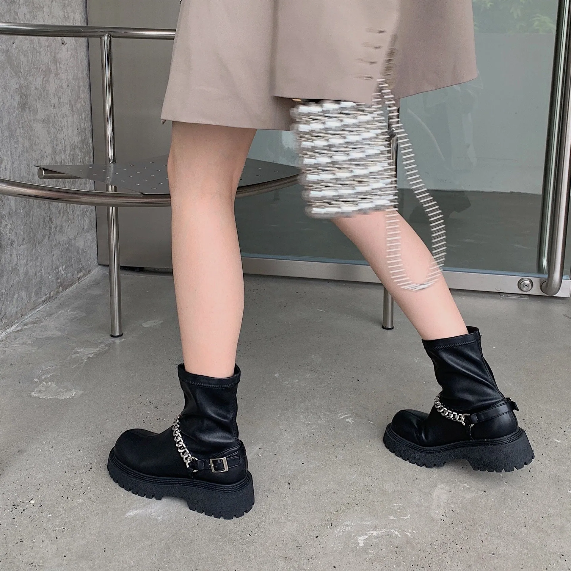 LDM Black Short Boots Martin Boots Female 2021 New Short Tube Boots Thick Bottom Chain Boots