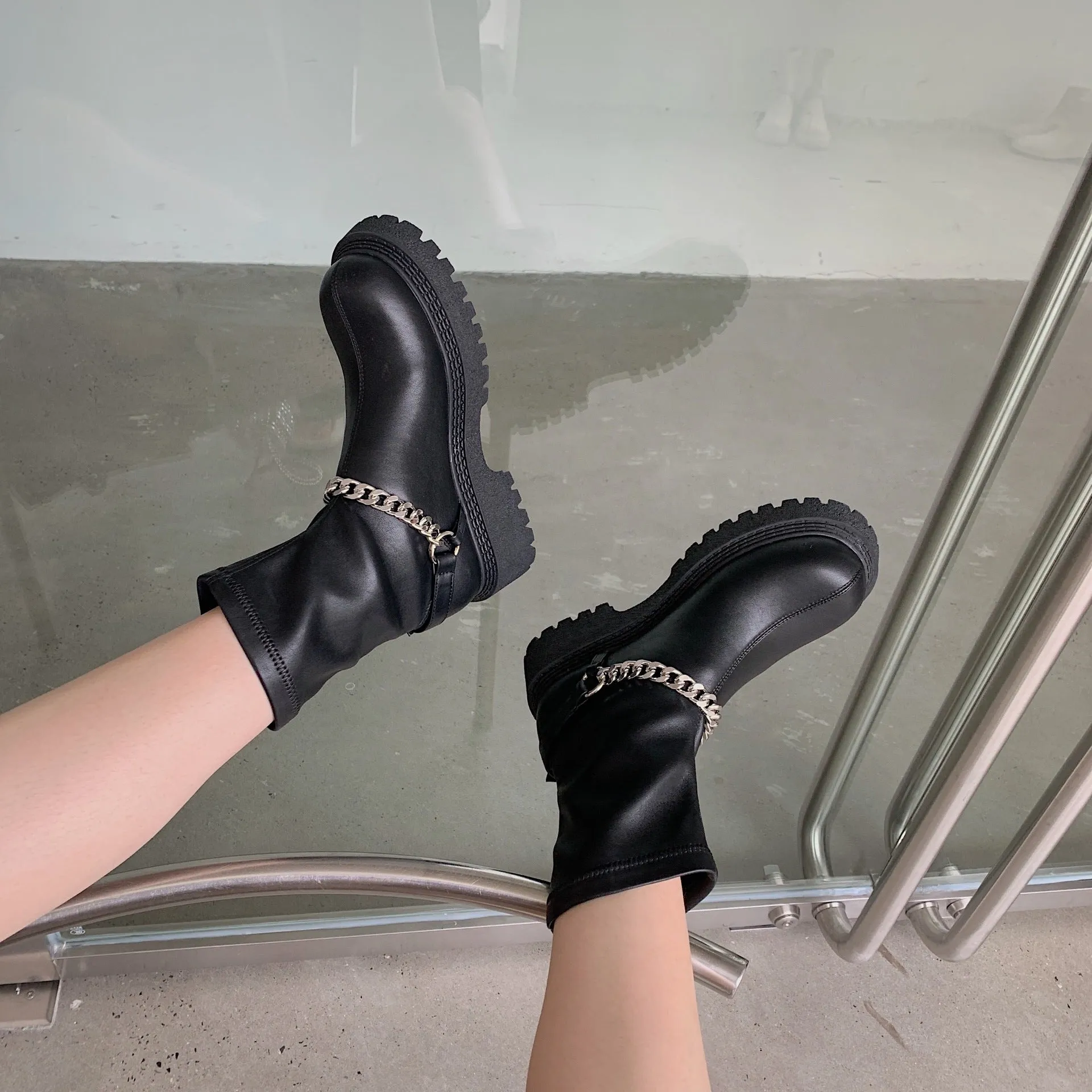 LDM Black Short Boots Martin Boots Female 2021 New Short Tube Boots Thick Bottom Chain Boots